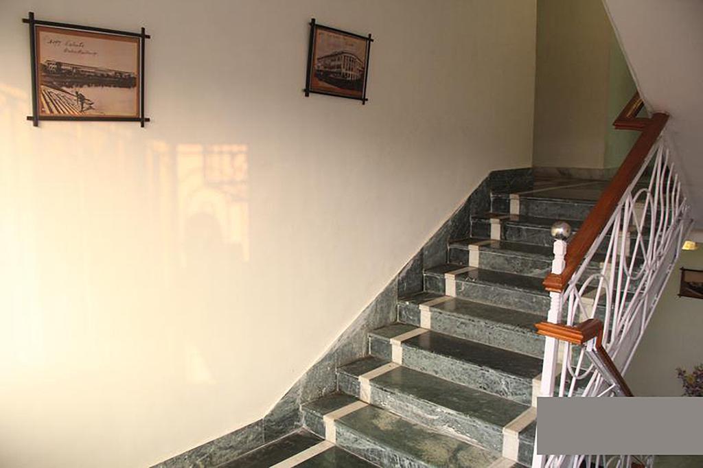 Georgian Inn Kolkata Ngoại thất bức ảnh